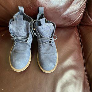 UNISEX SUEDE ZARA BOOTS.